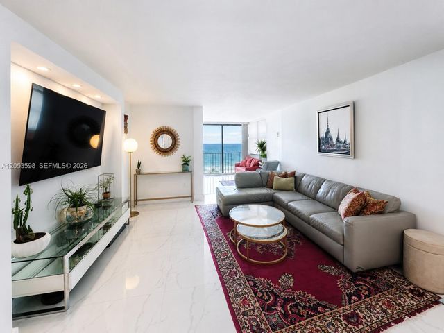 6450 Collins Ave 1001, Miami Beach, FL 33141