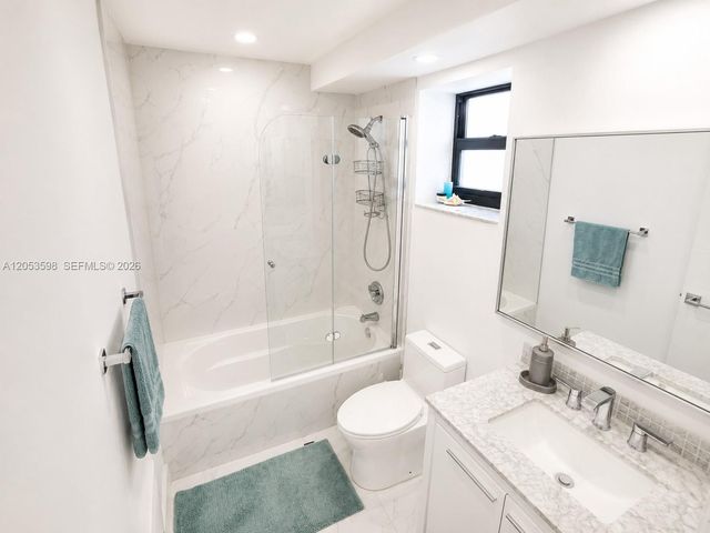 6450 Collins Ave 1001, Miami Beach, FL 33141