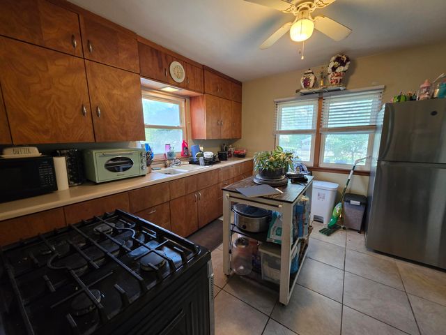 5336 W 41st Avenue, Gary, IN 46408