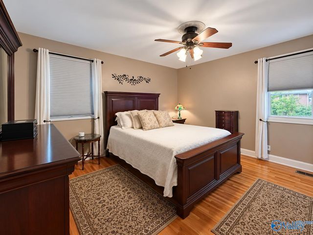306 Spring Valley Court SW, Huntsville, AL 35802