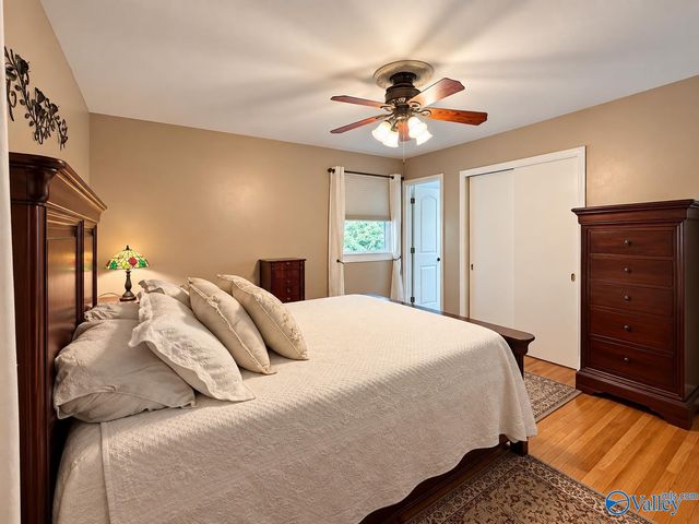 306 Spring Valley Court SW, Huntsville, AL 35802
