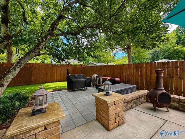306 Spring Valley Court SW, Huntsville, AL 35802