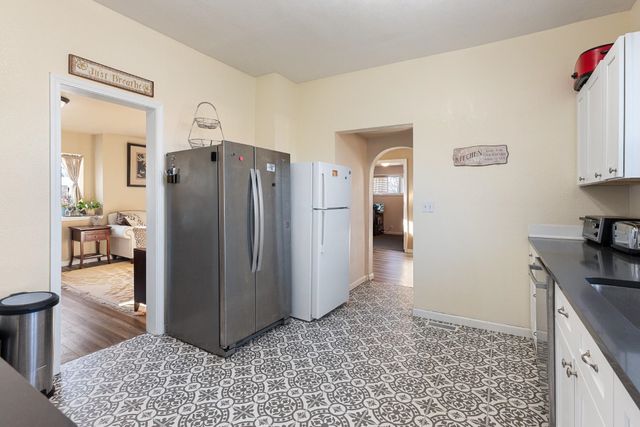 2012 N Ruby St, Spokane, WA 99207