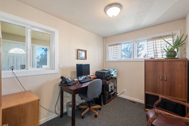 2012 N Ruby St, Spokane, WA 99207