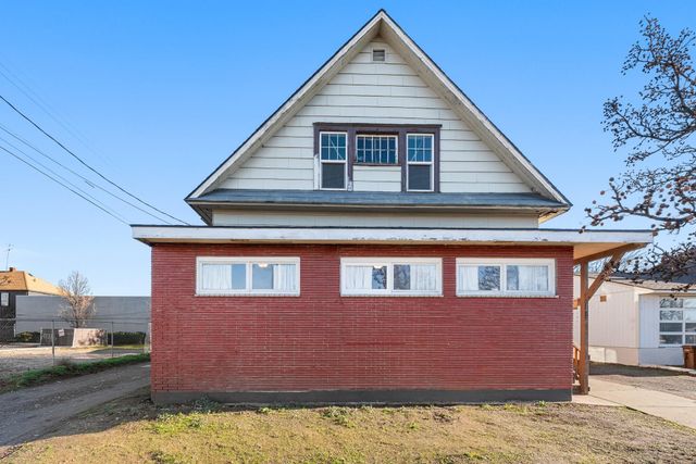 2012 N Ruby St, Spokane, WA 99207