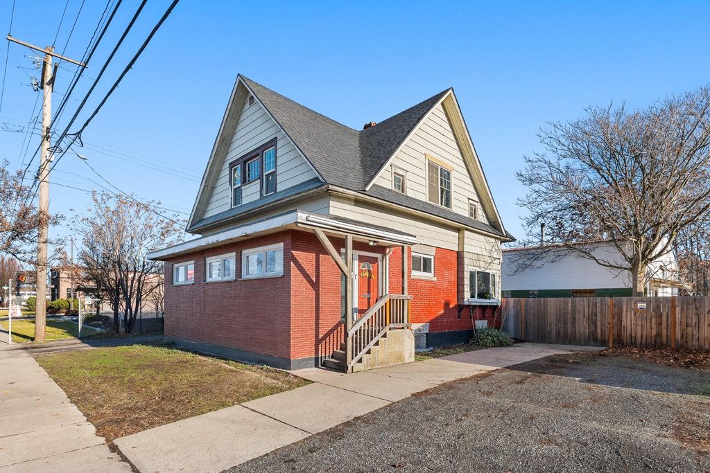 2012 N Ruby St, Spokane, WA 99207