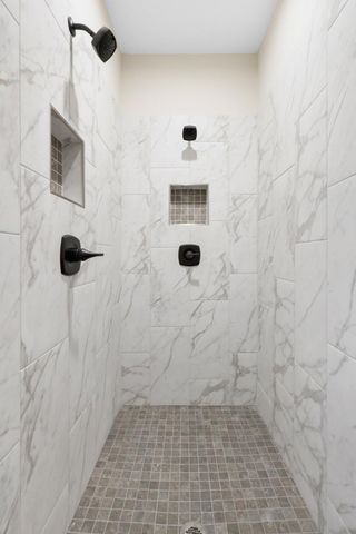 10490 Kalen Drive NE, Hanover, MN 55341