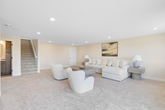 10490 Kalen Drive NE, Hanover, MN 55341