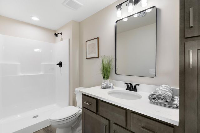 10490 Kalen Drive NE, Hanover, MN 55341