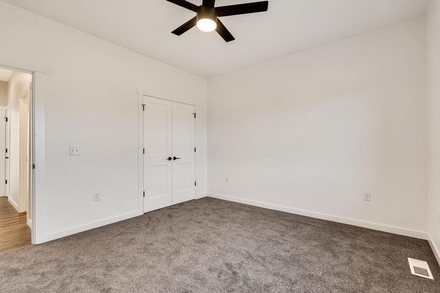 935 Crockett DRIVE, Holmen, WI 54636