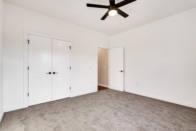 935 Crockett DRIVE, Holmen, WI 54636