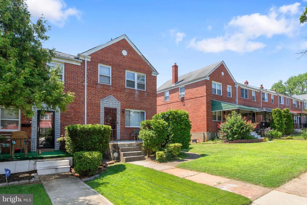 5425 WHITLOCK RD, Baltimore, MD 21229