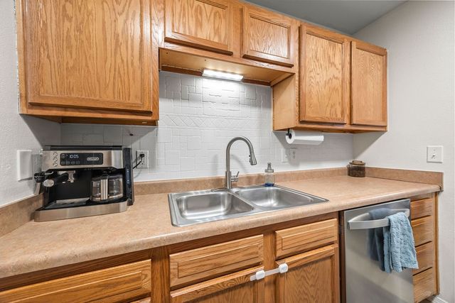 6403 SW Meadow Well Avenue, Bentonville, AR 72713