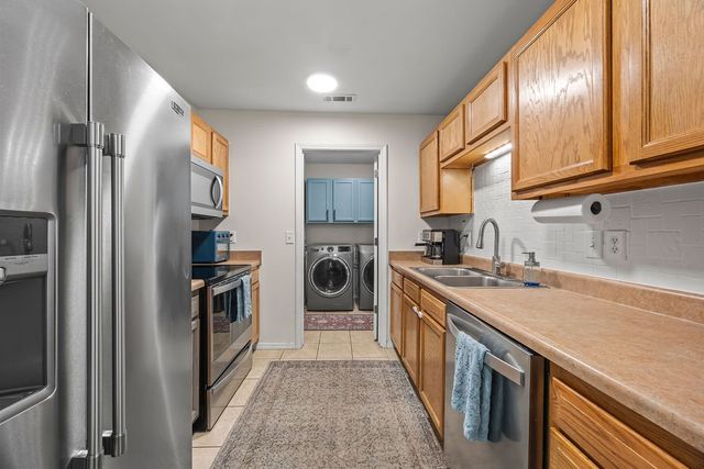 6403 SW Meadow Well Avenue, Bentonville, AR 72713