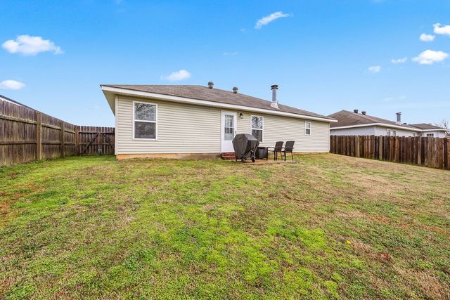 6403 SW Meadow Well Avenue, Bentonville, AR 72713