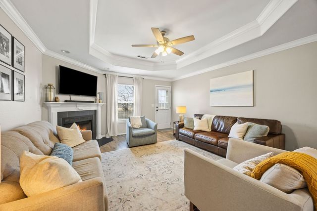 6403 SW Meadow Well Avenue, Bentonville, AR 72713