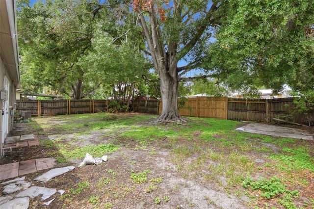 8331 55TH STREET N, Pinellas Park, FL 33781