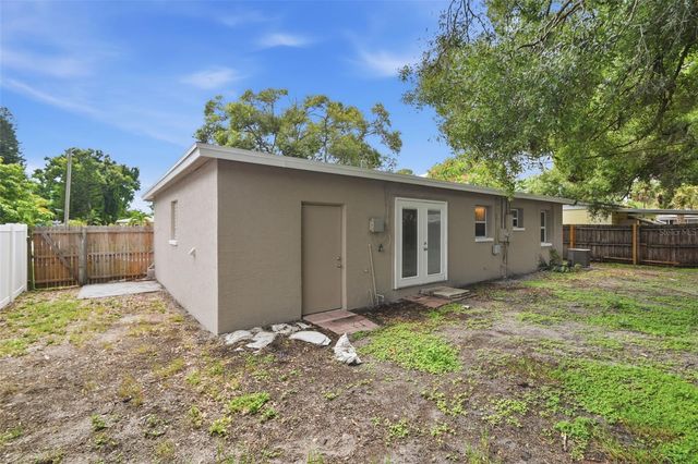 8331 55TH STREET N, Pinellas Park, FL 33781