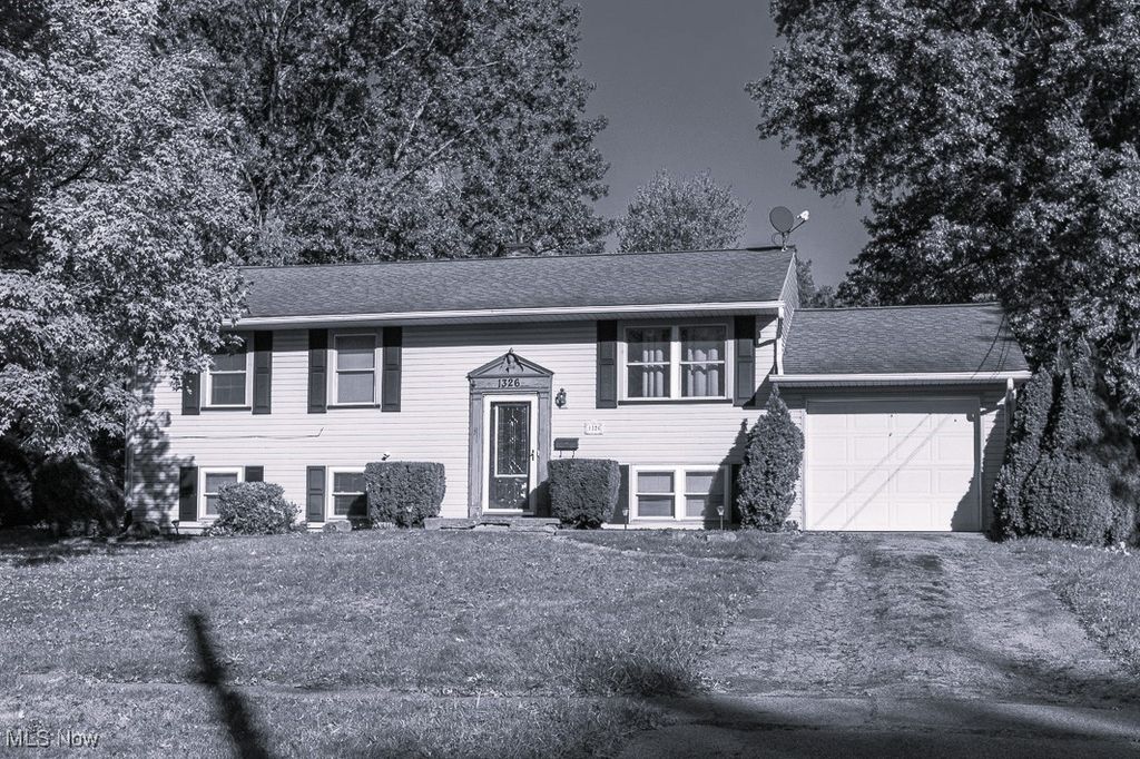 1326 Robin Avenue, Salem, OH 44460
