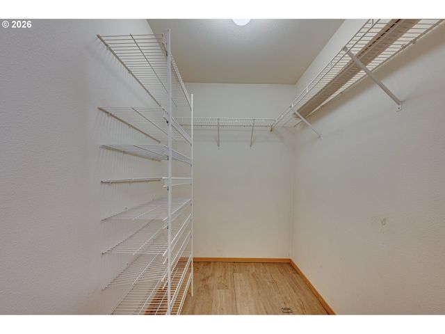 2120 Ne 77TH Ave, Vancouver, WA 98664