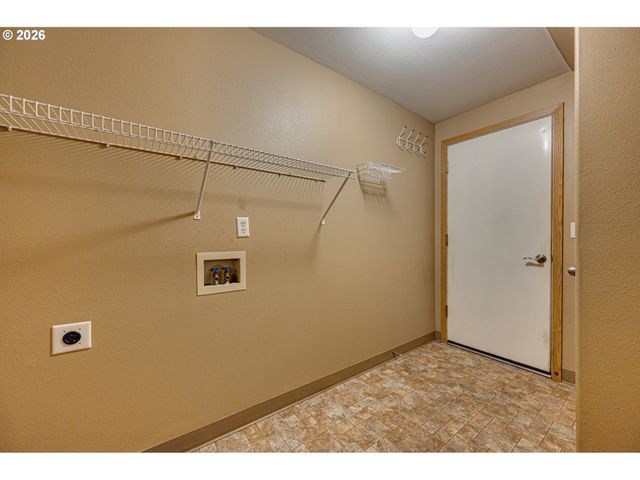 2120 Ne 77TH Ave, Vancouver, WA 98664