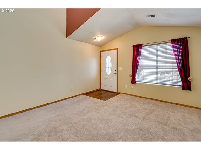 2120 Ne 77TH Ave, Vancouver, WA 98664