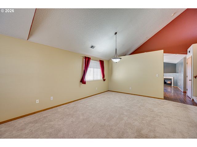 2120 Ne 77TH Ave, Vancouver, WA 98664