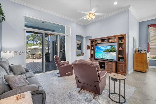 1434 SW 159th Ln, Pembroke Pines, FL 33027