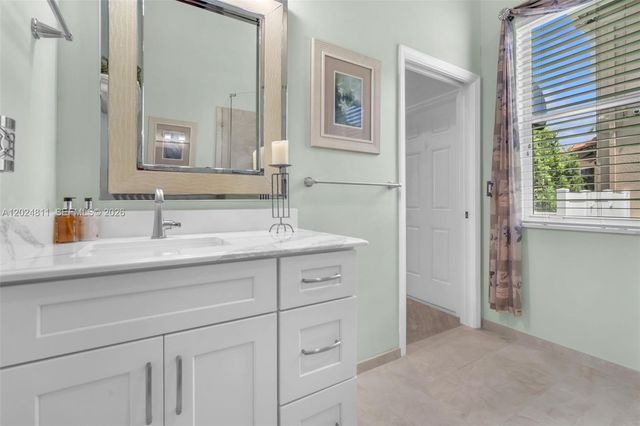 1434 SW 159th Ln, Pembroke Pines, FL 33027