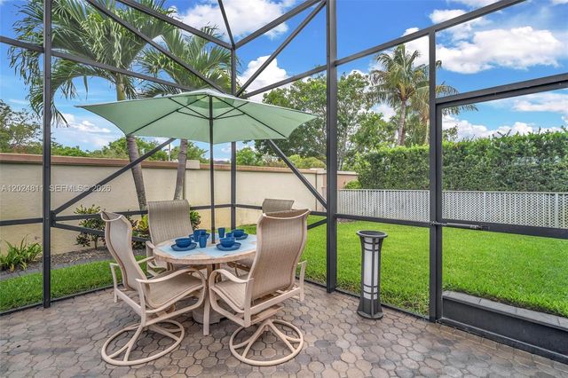 1434 SW 159th Ln, Pembroke Pines, FL 33027