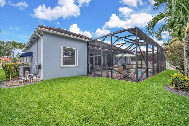 1434 SW 159th Ln, Pembroke Pines, FL 33027