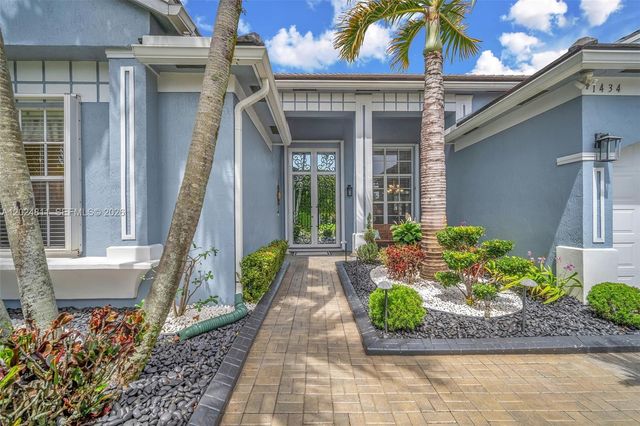 1434 SW 159th Ln, Pembroke Pines, FL 33027