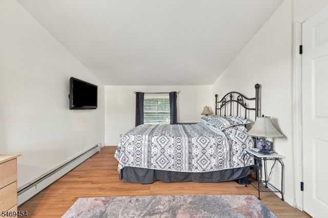 48 Gregory Dr, Roxbury Twp., NJ 07847