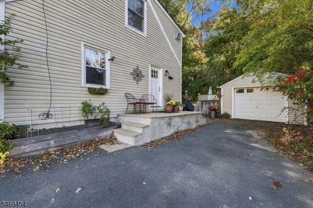 48 Gregory Dr, Roxbury Twp., NJ 07847