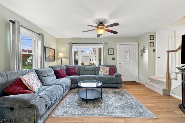 48 Gregory Dr, Roxbury Twp., NJ 07847