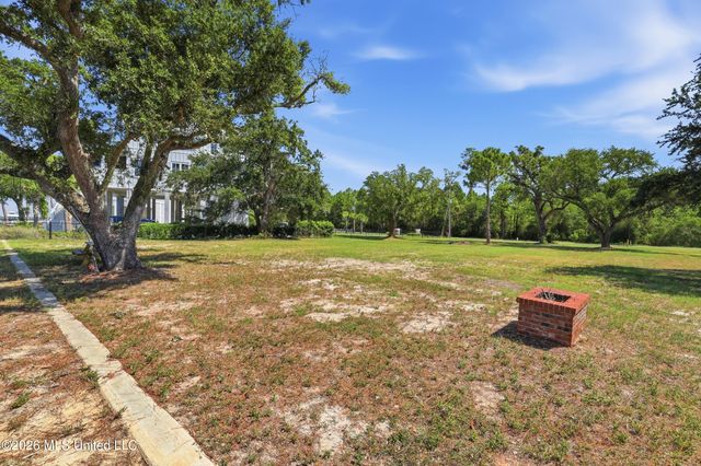 113 Sandy Hook Drive, Pass Christian, MS 39571