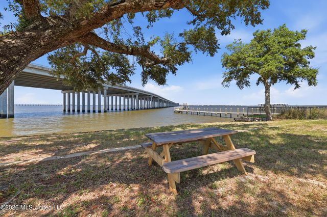 113 Sandy Hook Drive, Pass Christian, MS 39571