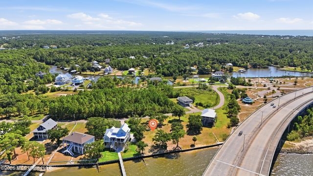 113 Sandy Hook Drive, Pass Christian, MS 39571