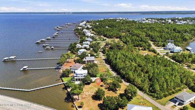 113 Sandy Hook Drive, Pass Christian, MS 39571