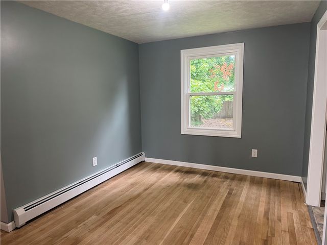 38 Ann Lane, North Kingstown, RI 02873