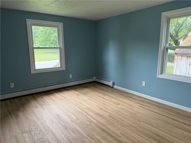 38 Ann Lane, North Kingstown, RI 02873