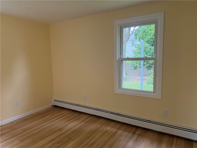 38 Ann Lane, North Kingstown, RI 02873