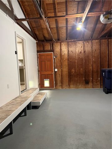 38 Ann Lane, North Kingstown, RI 02873