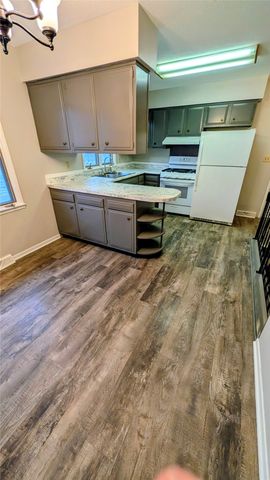 415 S Walnut Avenue, Ames, IA 50010