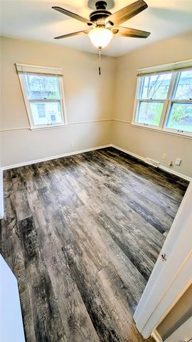 415 S Walnut Avenue, Ames, IA 50010