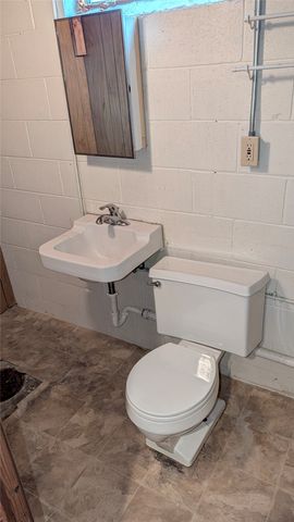 415 S Walnut Avenue, Ames, IA 50010