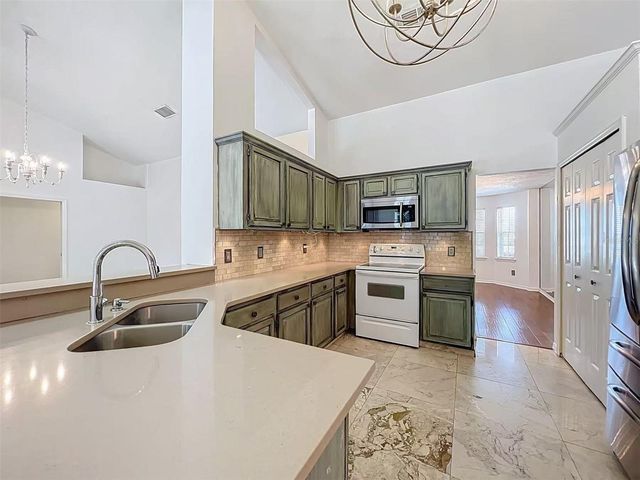 9144 GALLEON COURT, Orlando, FL 32819