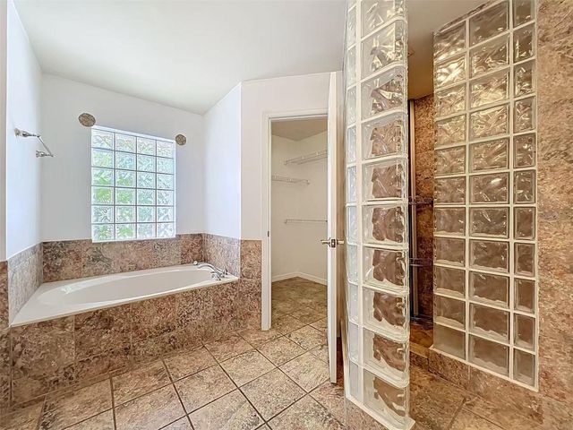 9144 GALLEON COURT, Orlando, FL 32819