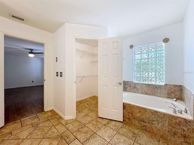 9144 GALLEON COURT, Orlando, FL 32819