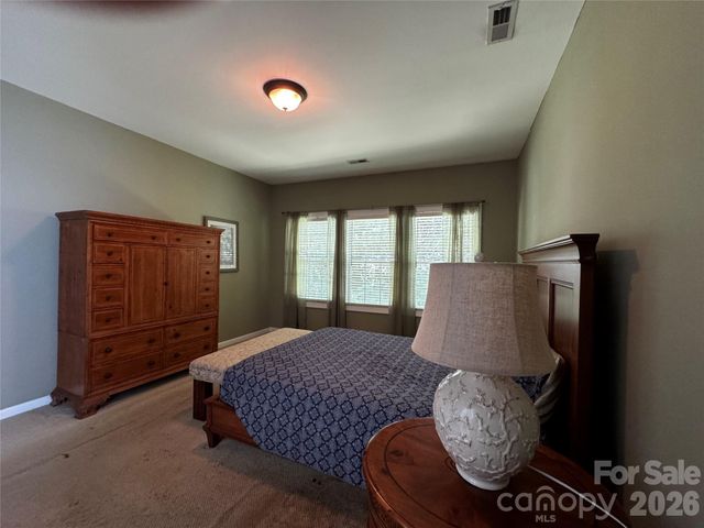6111 Maple Leaf Avenue, Harrisburg, NC 28075